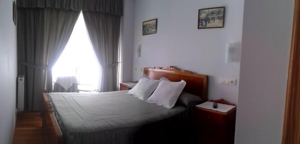 Pensión Pumar Santiago de Compostela Habitación foto
